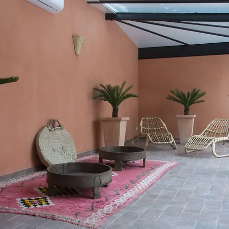 Les Portes De L'orient Tours