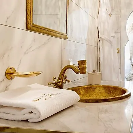 Les Portes De L'orient Riad Tours