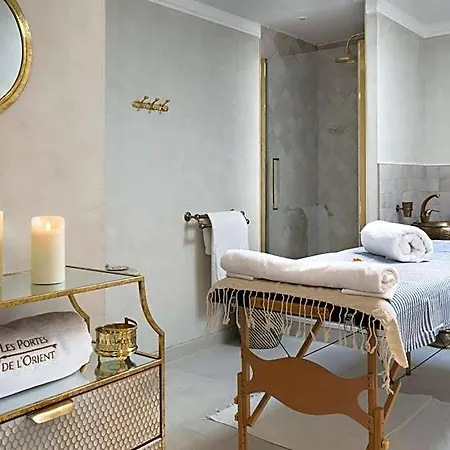 Riad Les Portes De L'orient 4*