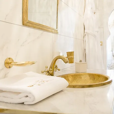 Les Portes De L'orient Riad 4*