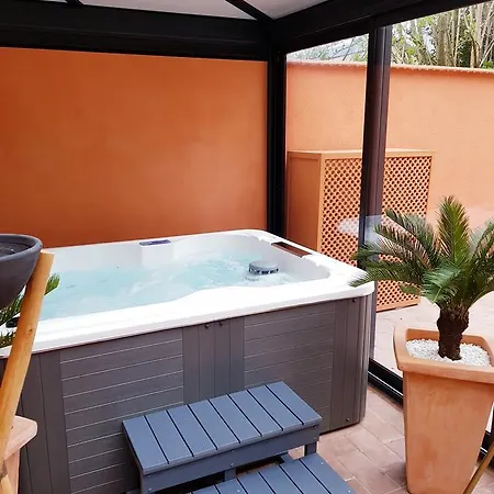 Les Portes De L'orient Riad