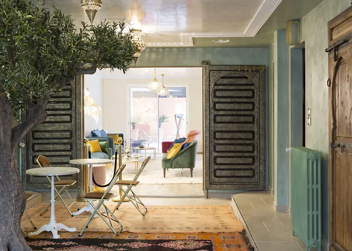 Les Portes De L'orient Riad Tours