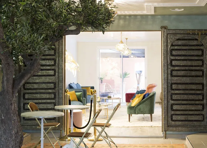 Riad Les Portes De L'orient 3*