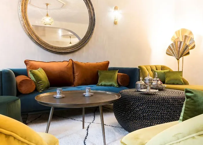 Les Portes De L'orient Riad 3*