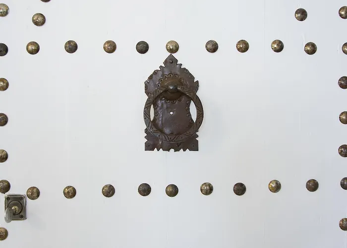 Les Portes De L'orient Riad